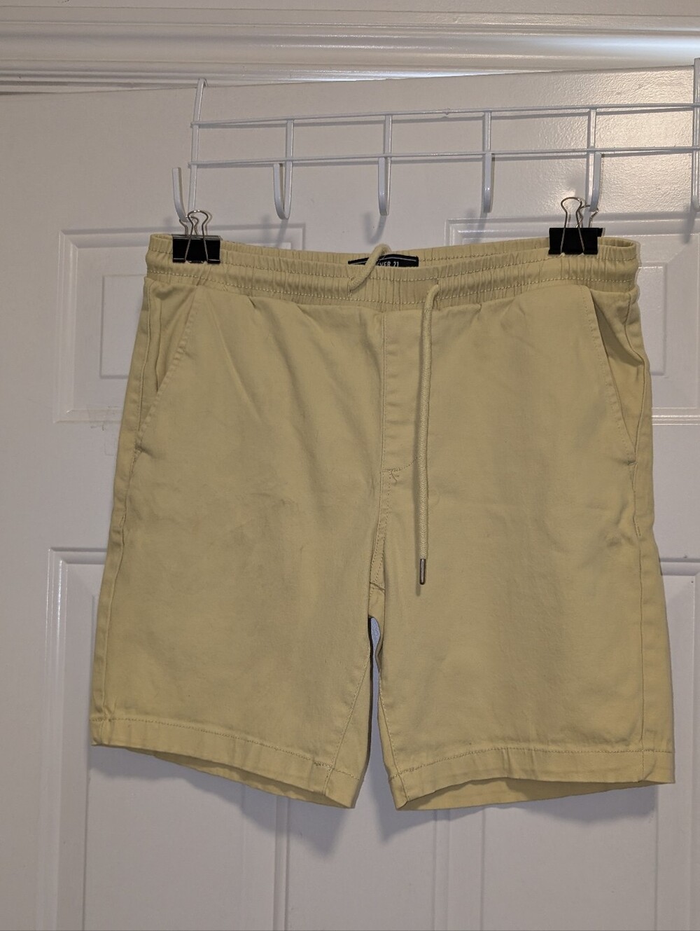 Forever 21 Men Yellow Shorts - Picture 2 of 6